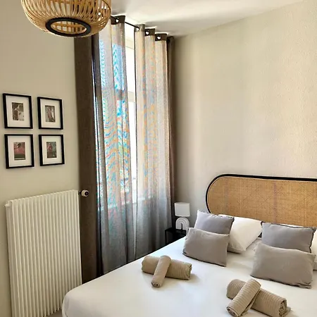 Emile Climatise Apartmán *